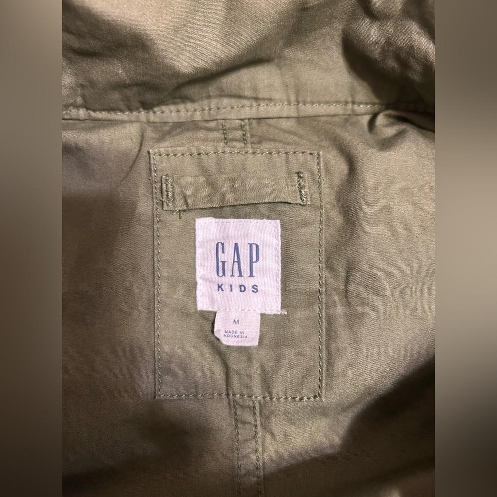 GAP Kids Utility Jacket. Army Green. - Picture 4 of 7